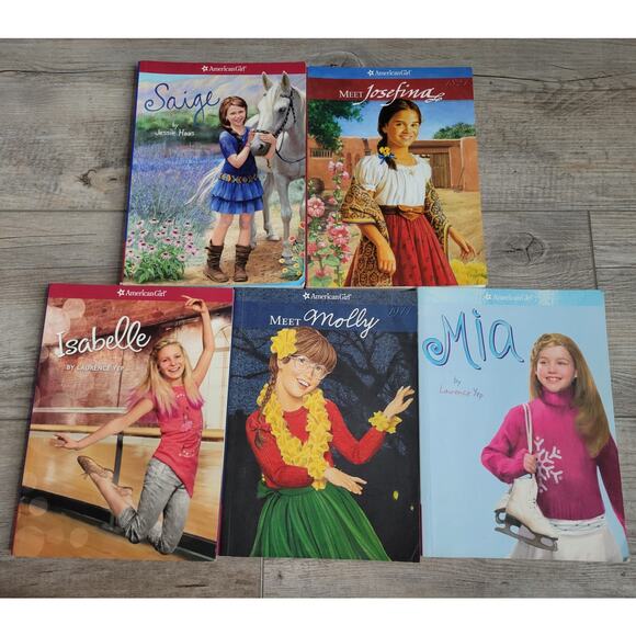 American Girl Book Lot of 9 - Picture 2 of 3